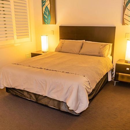 Marina View Apartment Airlie Beach Buitenkant foto