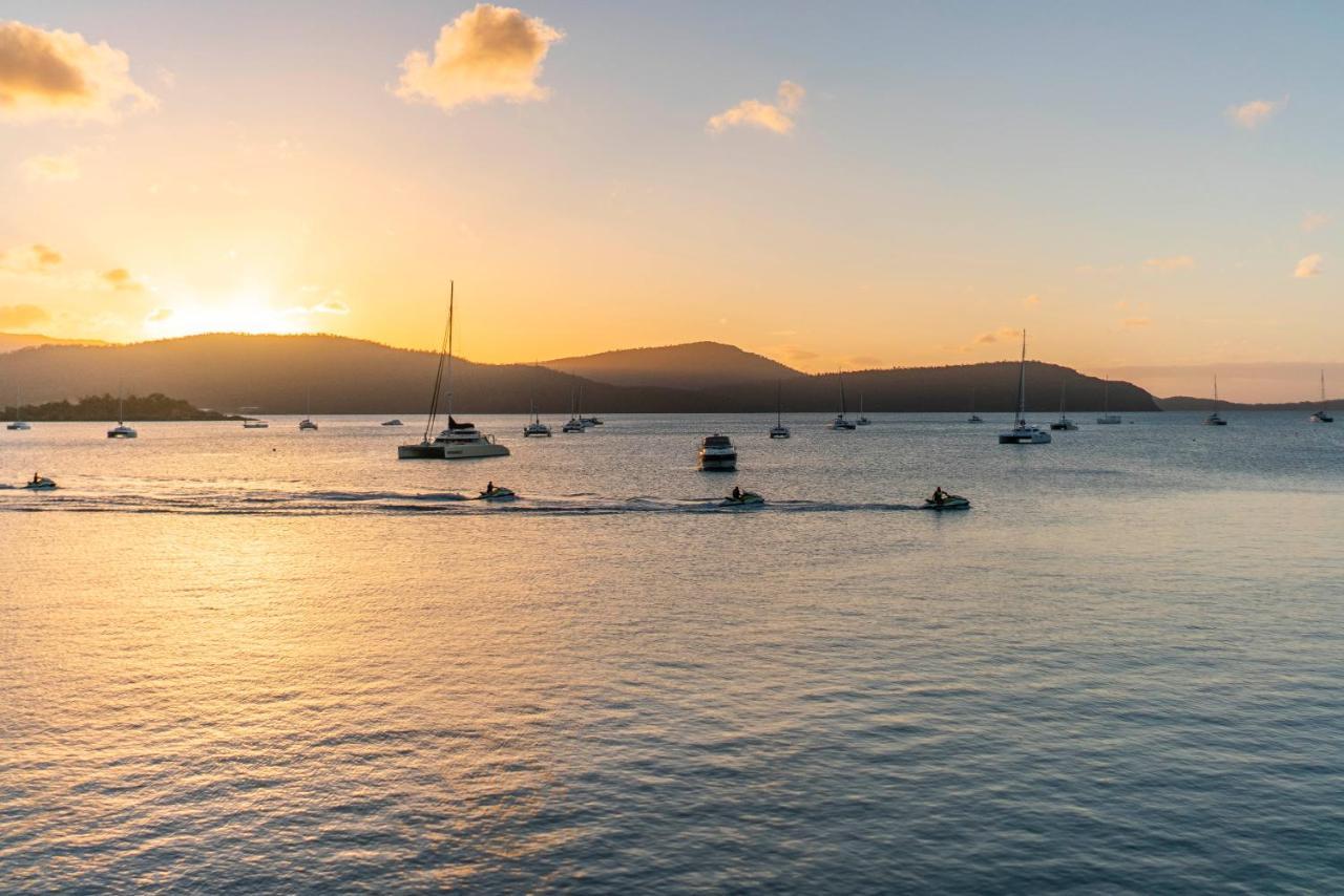 Marina View Apartment Airlie Beach Buitenkant foto